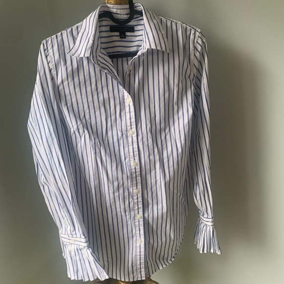 Banana Republic Striped Shirt (with pleats) - Picture 2 of 4